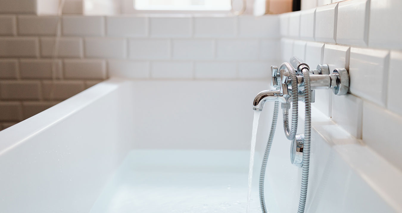 Bath filling up Plumbing blog post main image