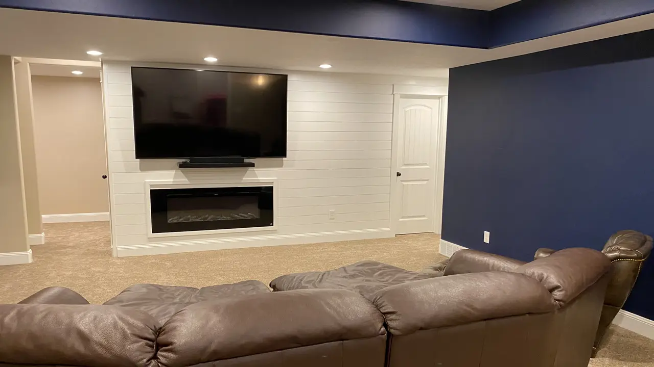 Vineyard Utah Basement Family Room with TV