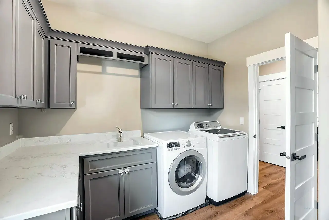 0211751 Utah Basement Finisher- basement laundry room