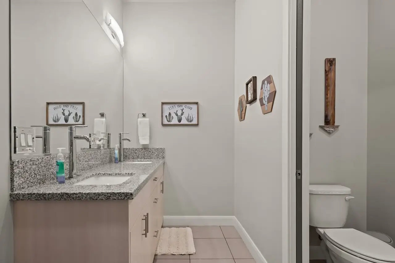 09161143 Pleasant Grove Utah Basement Finish with a nice standard bathroom