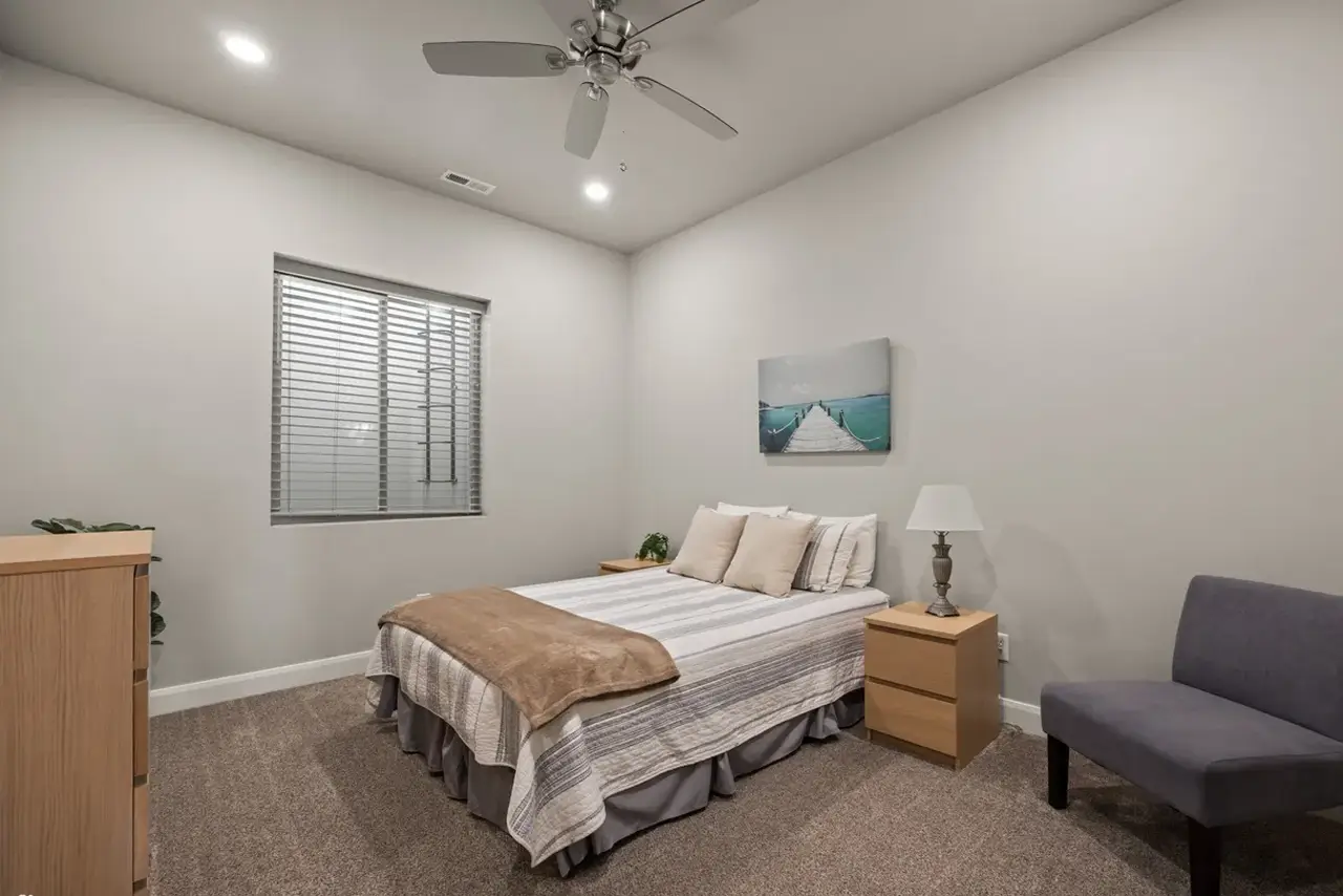 09161147 Pleasant Grove Utah Basement Finishing a bedroom