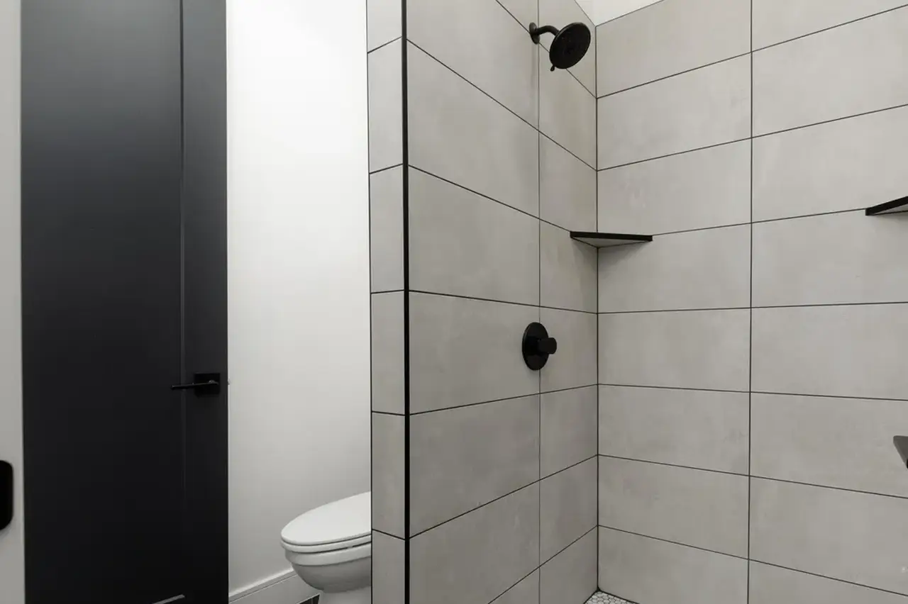 09161151 Highland Utah Basement Tile Shower